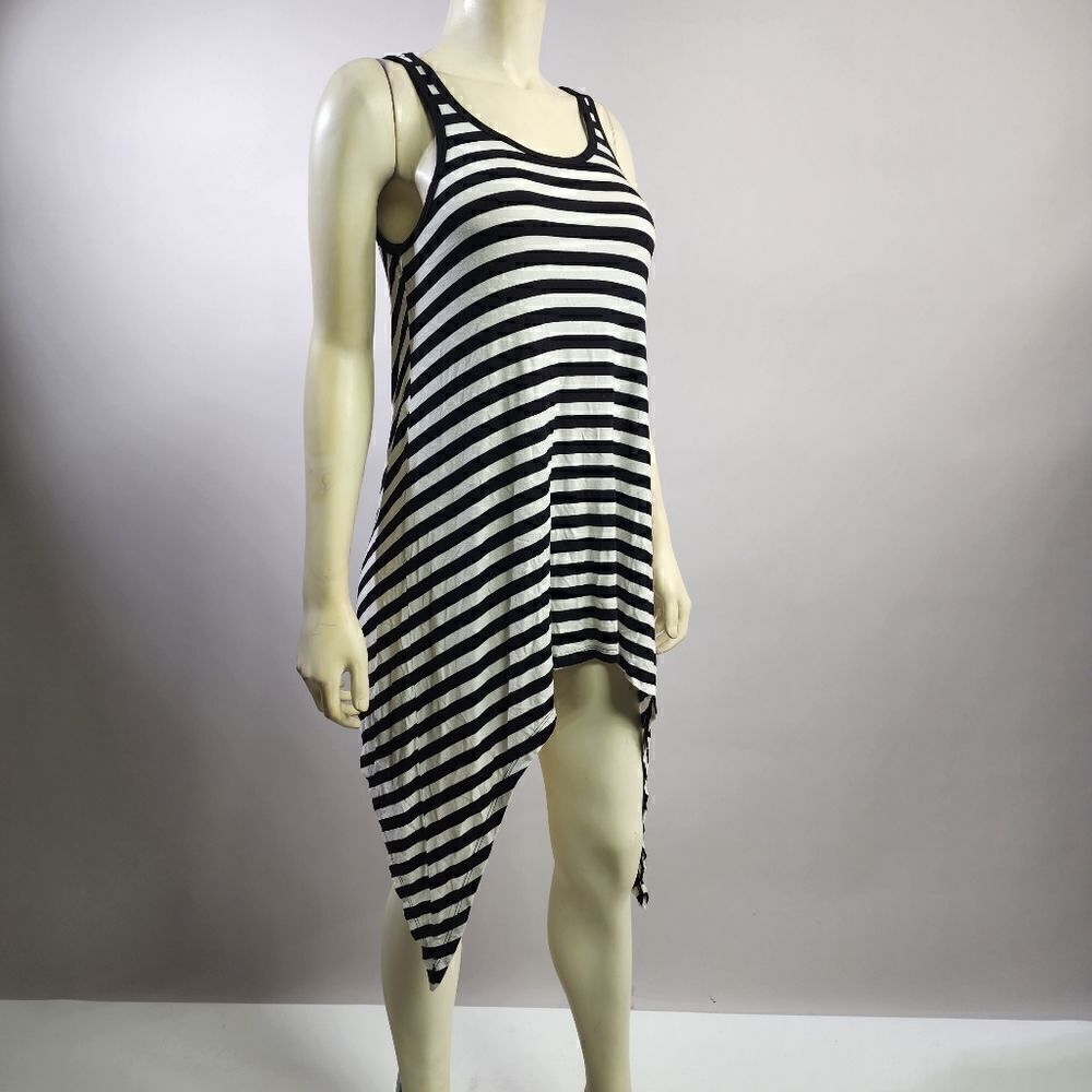 Philosophy small top 